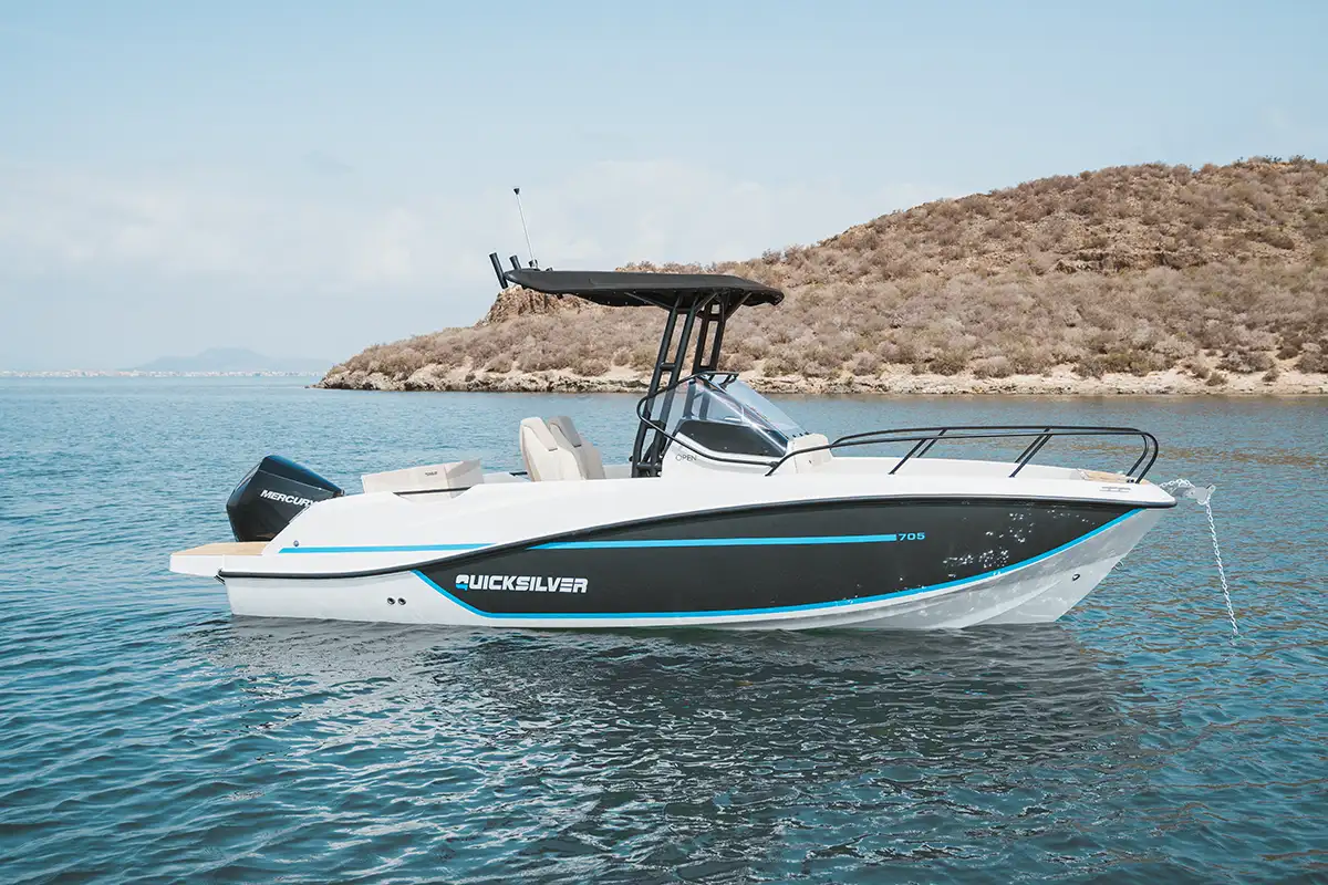 Quicksilver Activ 675 Open Exterior 1